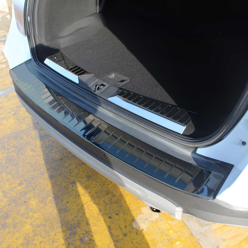 Protezione paraurti per soglia di carico per Ford Kuga 2012-2019 in acciaio inox scuro, 1 pezzo