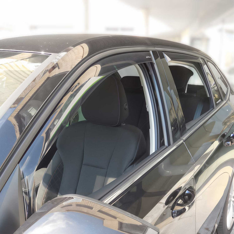 Deflettore antivento e antipioggia per Skoda Scala 2019-2025 in acrilico scuro, 4 pezzi