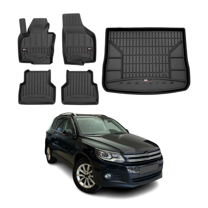 Set di tappetini e vaschetta per bagagliaio OMAC per VW Tiguan 2007-2018 in gomma nera, 5 pezzi