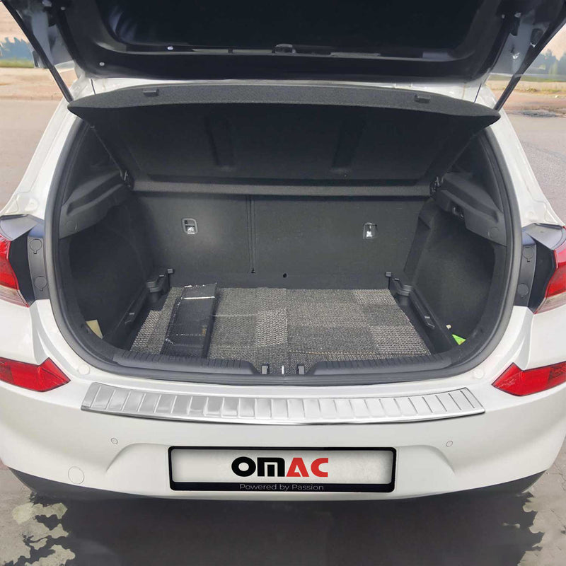 Protezione paraurti per soglia di carico per Hyundai i30 station wagon 2012-16 in acciaio inox cromato